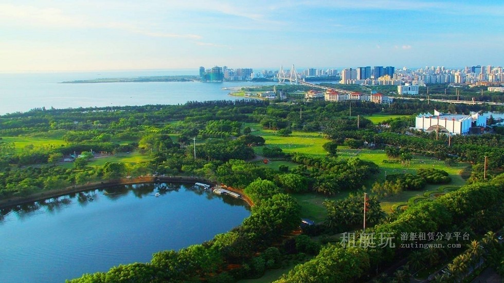 新埠島國(guó)際游艇碼頭→白沙門(mén)公園→世紀(jì)大橋→萬(wàn)綠園→秀英港→西海岸會(huì)展中心